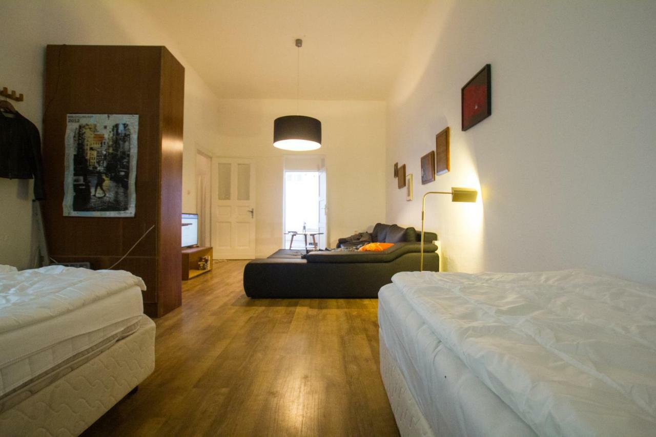 Apartment , 3 In Frankfurter Tor Berlin
